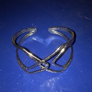 Wrist/arm silver Aztec band